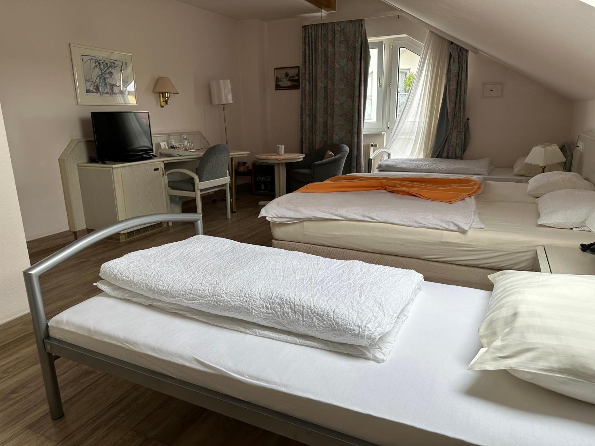 אסשפנבורג Hotel Garni Classico מראה חיצוני תמונה