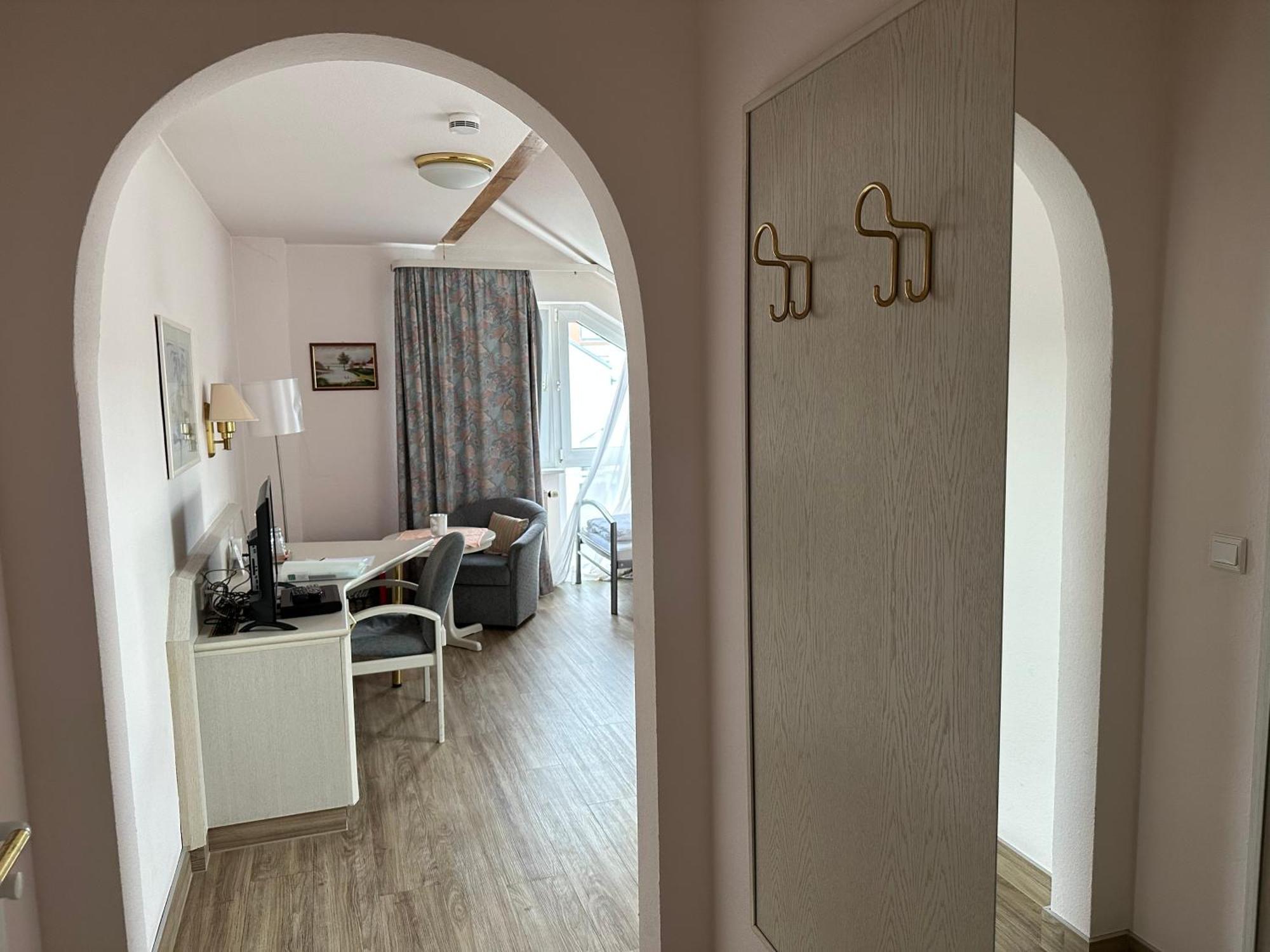אסשפנבורג Hotel Garni Classico מראה חיצוני תמונה