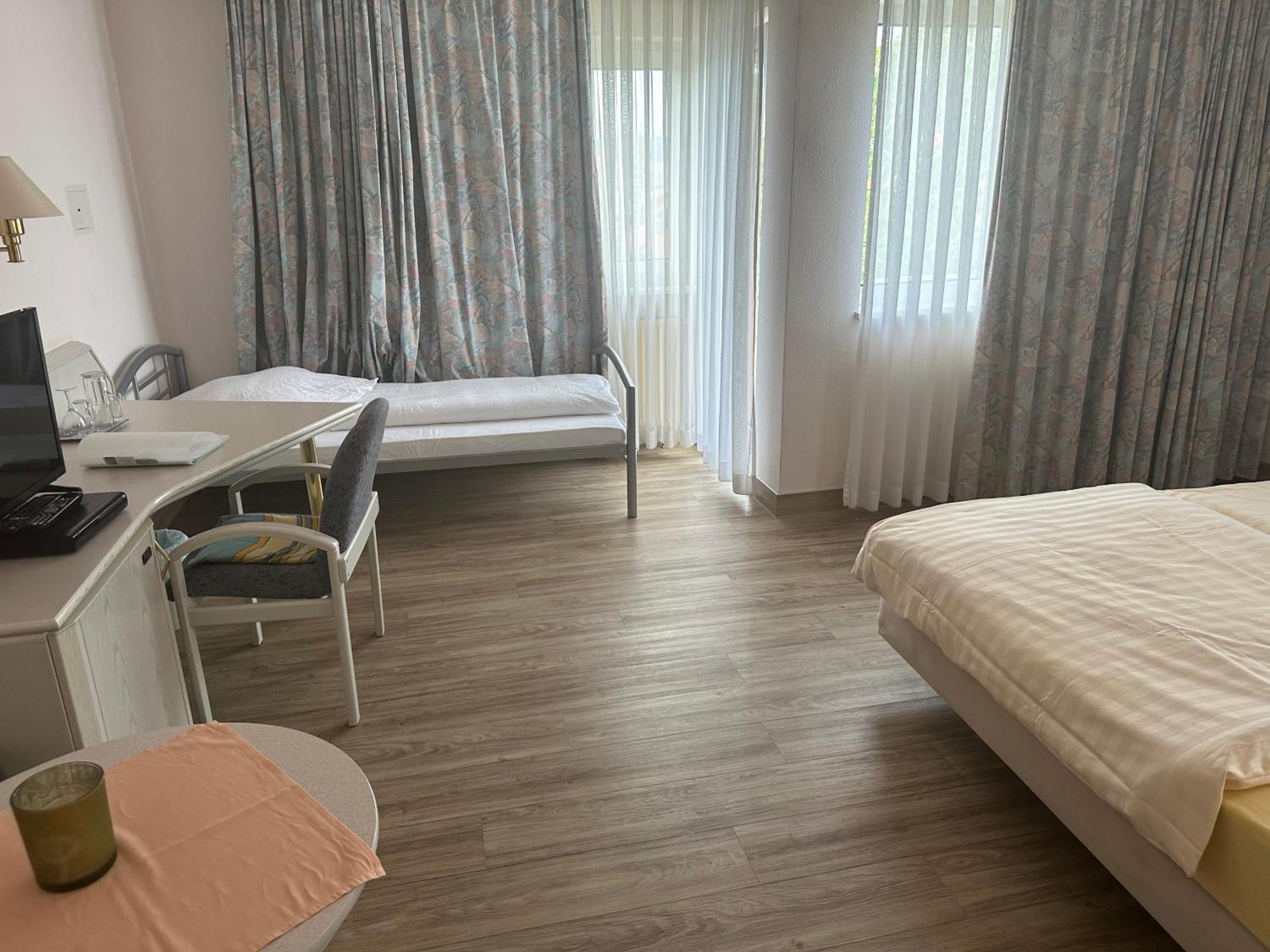 אסשפנבורג Hotel Garni Classico מראה חיצוני תמונה