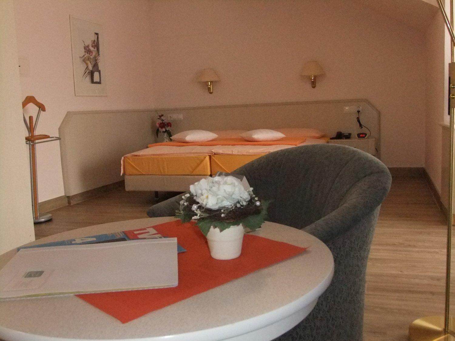 אסשפנבורג Hotel Garni Classico מראה חיצוני תמונה