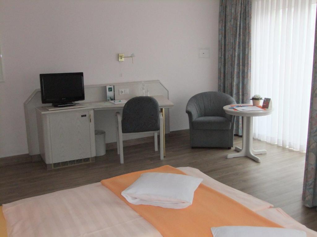אסשפנבורג Hotel Garni Classico מראה חיצוני תמונה
