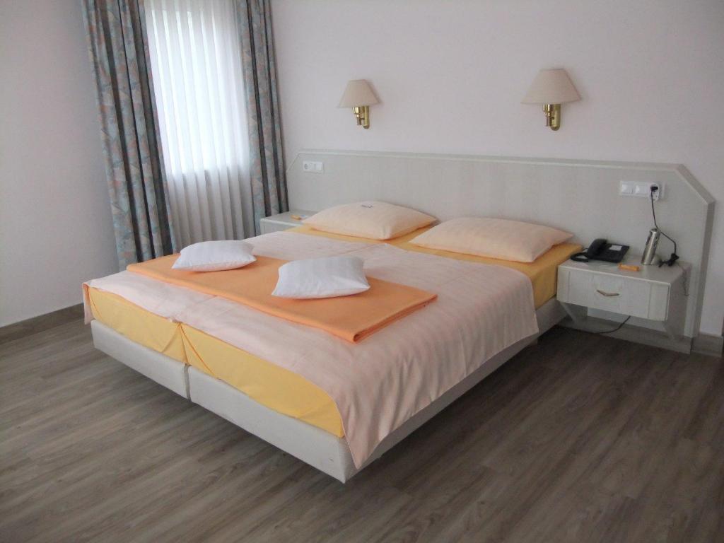 אסשפנבורג Hotel Garni Classico חדר תמונה